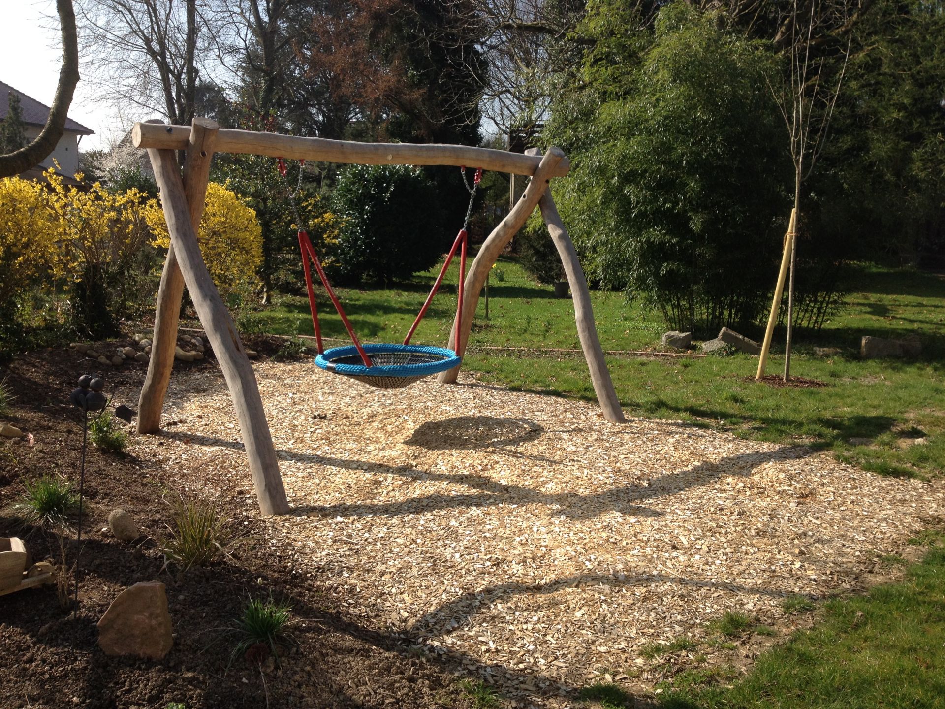 Vogelnestschaukelsystem